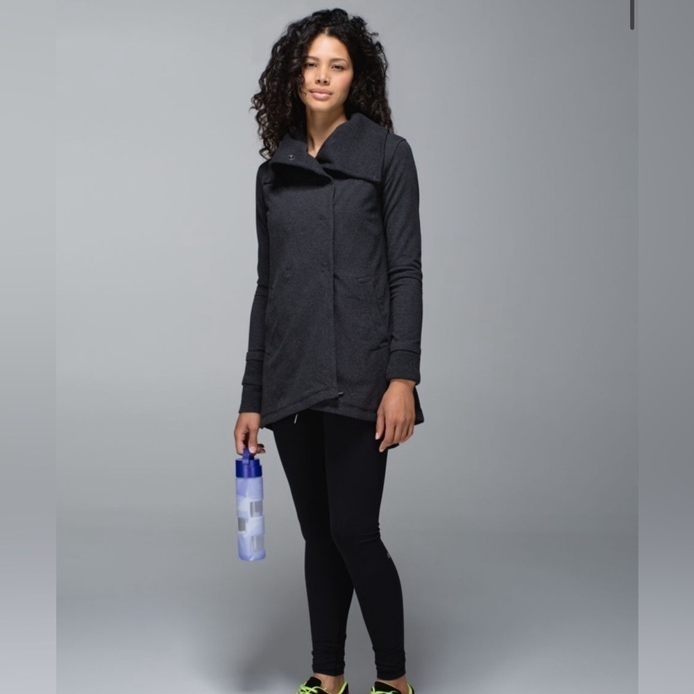 LULULEMON Gratitude Wrap